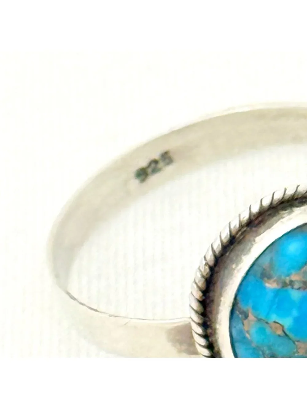 Sterling Silver Mojave Oval Blue Turquoise Ring Size 9  Kingman Mine Stamped 925